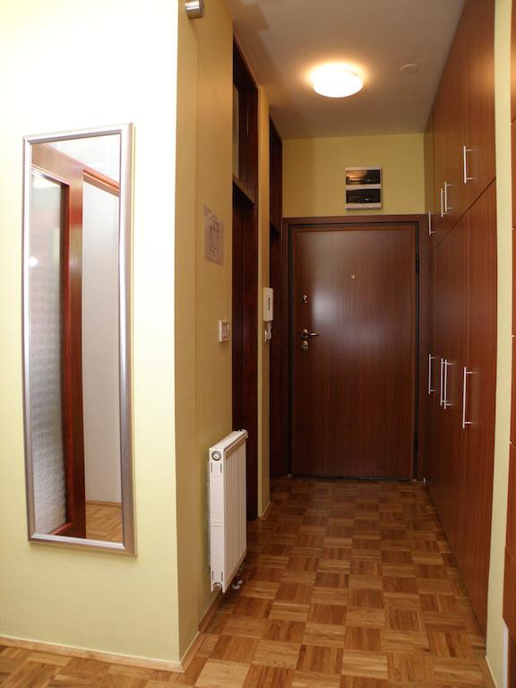 Prestige Apartman Загреб Экстерьер фото